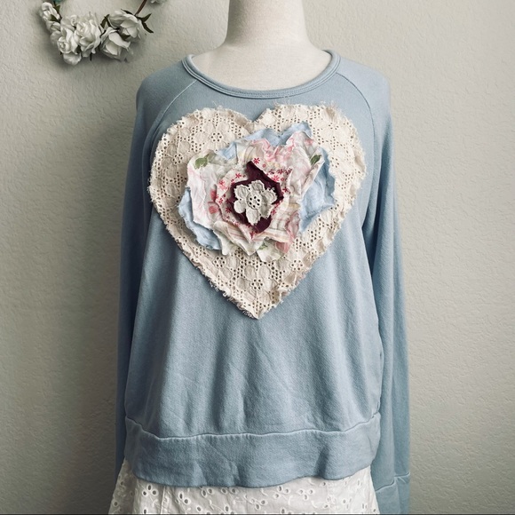 Anthropologie Sundry Upcycled Vintage-Inspired Heart Sweatshirt - Picture 2 of 16